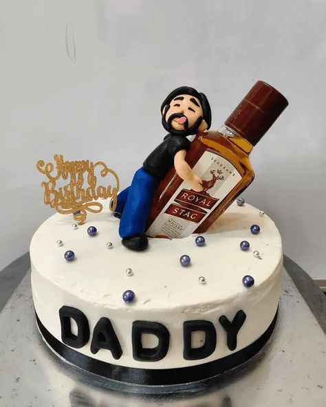 Alcohol Cake Design Images (Alcohol Birthday Cake Ideas) Cake Design For Men Funny, Alcoholic Cake Design, Custom Cake Designs, Cool Cakes For Men Birthdays, Alcoholic Birthday Cake, Liquor Cake For Men, Cakes For 50th Birthday Men, Birthday Cake For Men Husband Unique, Cake For Husband Birthday For Men