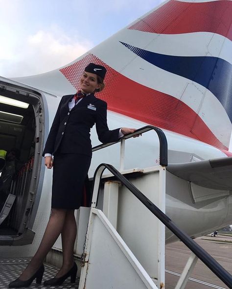 1,708 Likes, 11 Comments - TOPSTEWARDESSES (@topstewardesses) on Instagram: “Fall in love! ❤️ @lcykng. #topstewardesses 〰〰〰 Airline: #BritishAirways Country: #UK More:…” Aesthetic Flight Attendant, Dream Job Aesthetic, British Airways Cabin Crew, Job Aesthetic, Airline Attendant, British Airline, Airline Cabin Crew, Airline Uniforms, Flight Attendant Fashion