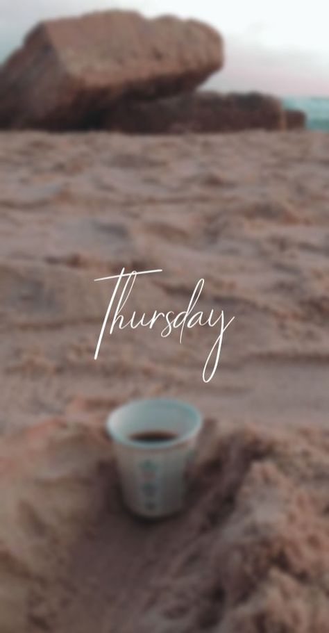 Thursday Aesthetic Instagram, Thursday Aesthetic, Thursday Post, Motivational Quotes For Entrepreneurs, Happy Thursday Quotes, Alexa & Katie, Post Insta, Decor Color Palette, Calligraphy Drawing