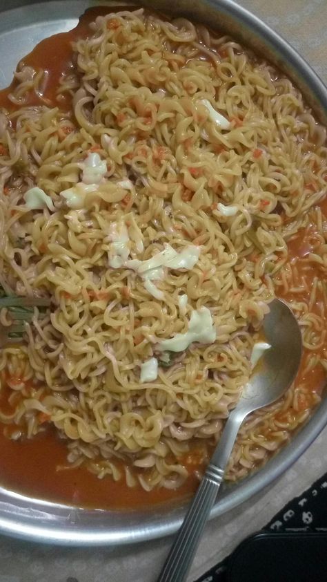 Yippee noodles..with cheese😉😜 Yippee Noodles Recipe, Yippee Noodles, Noodles With Cheese, Food Snapchat Story, Noodles Recipe, Snapchat Story, The Chef, Food Snapchat, Noodles