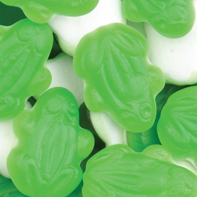 Green gummi frogs Gummy Frogs, Frog Party Ideas, Muppets Party, White Marshmallows, Frog Theme, Frog Princess, Movie Snacks, Princess Baby, Cute Candy