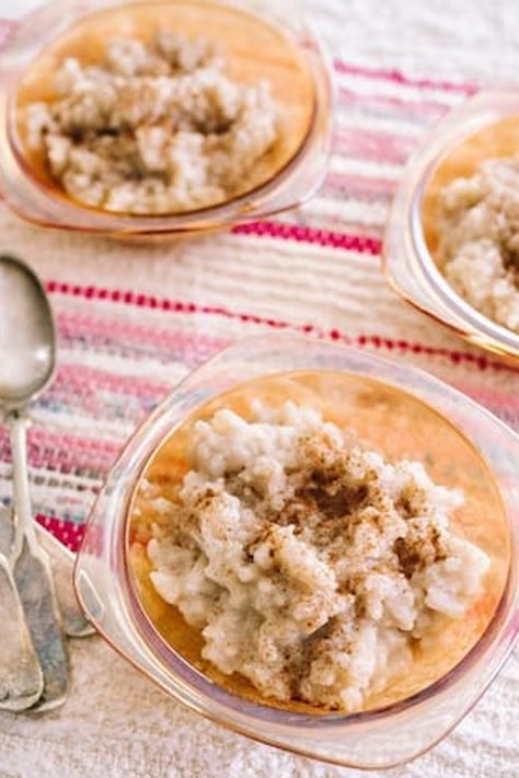 Mexican Rice Pudding, Bueno Recipes, Desserts Pudding, 2024 Holidays, Mexican Vanilla, Mexican Desserts, International Christmas, Bread Puddings, Rice Recipes For Dinner