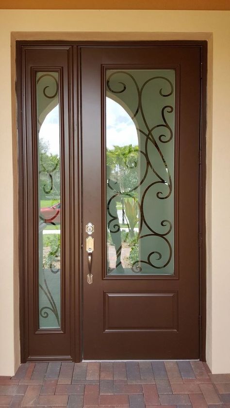 Wooden Door Glass Design, Main Door Glass Design Entrance, Door Design With Glass And Wood, Entrance Panelling, Wooden Glass Door, Pintu Interior, Exterior Door Designs, Window Glass Design, Etched Glass Door