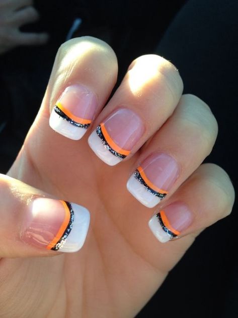 DIY Halloween Nail Designs | HubPages Halloween Nails Diy, Halloween Nails Easy, French Tip Nail Designs, Cute Halloween Nails, Her Nails, Christmas Nails Acrylic, Nail Swag, Halloween Nail Designs, Halloween Nail Art