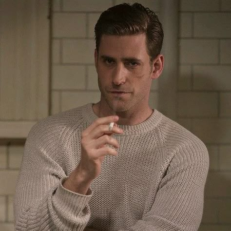 Suburban Aesthetic, The Haunting Of Bly Manor, Haunting Of Bly Manor, Oliver Jackson Cohen, Bly Manor, Aaliyah Pictures, Fyodor Dostoevsky, Twin Souls, Fyodor Dostoyevsky