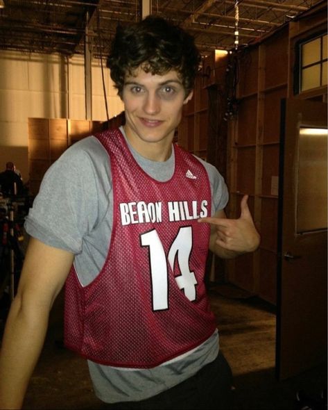 Issac Teen Wolf, Daniel Sharman Teen Wolf, Teen Wolf Isaac, Wolf Pics, Teen Wolf Memes, Teen Wolf Funny, Teen Wolf Mtv, Daniel Sharman