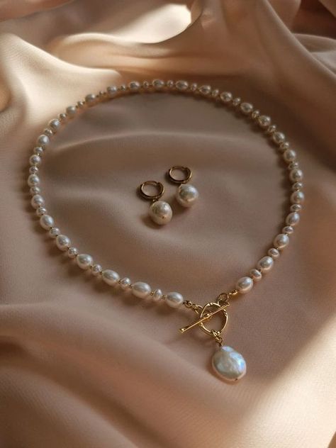 Pearl Pendant, Vintage Necklace, Dainty Necklace, Real Pearl Necklace, Handmade Necklace, Fresh Water Pearl, Anniversary Women Gifts - Etsy Pearl Vintage Necklace, Pearl Necklace Stacking, Bgc Philippines, Pearl Necklace Handmade, Pearl Anniversary, Friendship Songs, Jewelry Styling, Natural Pearl Necklace, Pretty Jewelry Necklaces