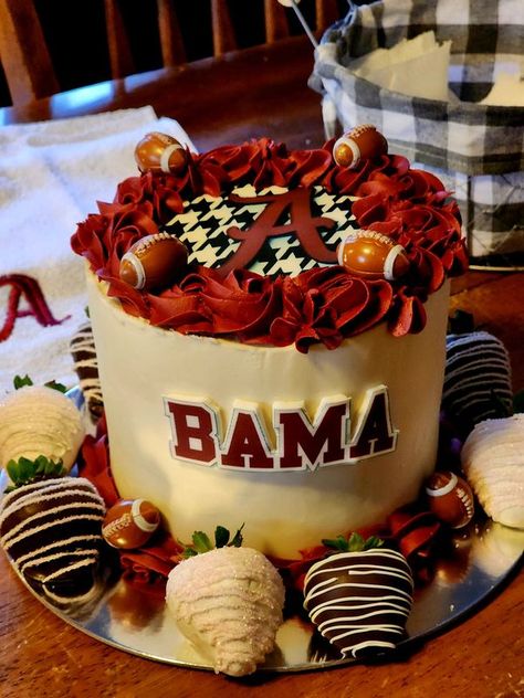 Alabama Birthday Cakes, Alabama Cake, Alabama Cakes, Steak Cake, Southern Men, Alabama Fans, Birthday Weekend, Love The Lord, My Birthday