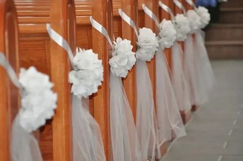 Church Pew Wedding, Church Pew Decorations, Wedding Pew Decorations, Church Aisle Decorations, Wedding Church Aisle, Church Aisle, Wedding Church Decor, Pew Decorations, Wedding Pews