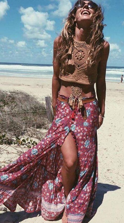 35 Pretty Beach Dresses For This Summer Stile Hippie Chic, Look Hippie Chic, Look Boho Chic, Boho Styl, Estilo Hippy, Mode Hippie, Estilo Hippie, Boho Fashion Bohemian, Mode Boho