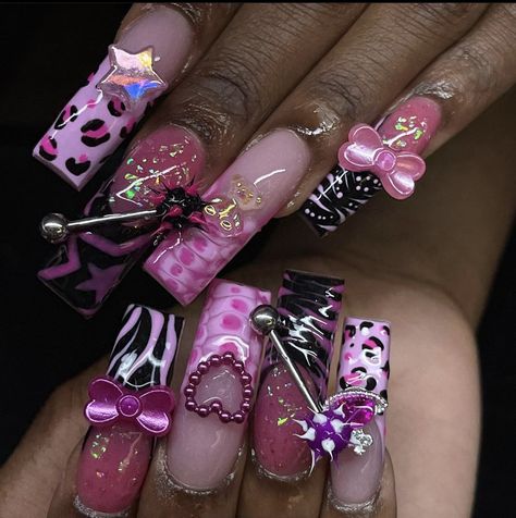 Y2k Pink Nails, Flare Acrylic Nails, Extra Nails, Ruby Nails, Bunny Nails, Black Acrylic Nails, Punk Nails, Claw Nails, Ombre Acrylic Nails