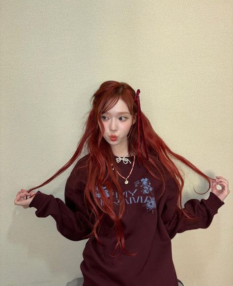 Red Hair Kpop, Winter Instagram, I Love Winter, Aespa Winter, Red Icons:), November 17, Black Mamba, Kim Min, I Love Girls