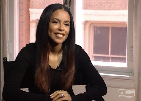 Aliyah Singer, Aaliyah Interview, Aaliyah Aesthetic, Aaliyah Outfits, Aaliyah Hair, Red Album, Aaliyah Pictures, Wait And See