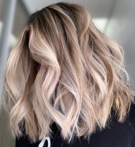 Dirty Blonde Hair Ideas, Beige Blonde Hair, Blonde Hair Ideas, Dark Blonde Hair Color, Hair Adviser, Dyed Blonde Hair, Dirty Blonde Hair, Dark Blonde Hair, Blonde Hair Inspiration