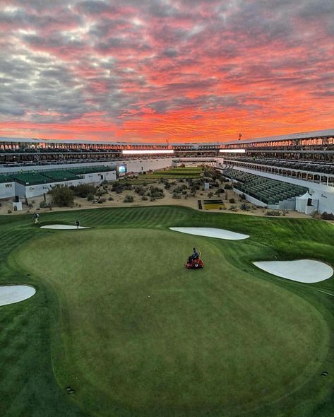 Tpc Scottsdale Golf, Tpc Scottsdale, Golf Lifestyle, Arizona Golf, Golf Aesthetic, Golf Pictures, Golf Photography, Golf Magazine, Room Prints