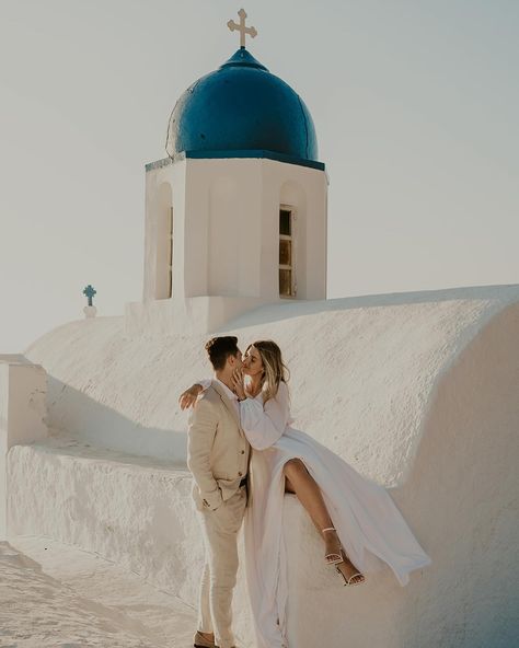 I can’t believe that it’s already been a year since I was living my destination wedding photographer dream in Santorini!! I will be back in Europe next April, who wants epic, dreamy photos in the most breathtaking location you can think of?! 😍💗 Santorini Elopement Photographer, Santorini Wedding Photographer, Oia Elopement, Greece Wedding, Destination Wedding Photographer Wedding Photo Location Ideas, Santorini Elopement Photography, Greece Wedding Elopement, Greece Elopement Photos, Santorini Wedding Photography, Santorini Photoshoot, Greece Elopement, Santorini Elopement, Lighthouse Photography