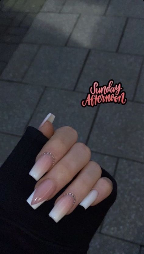 Pink And White Acrylics, Plain Acrylic Nails, Unghie Sfumate, Classy Prom, Plain Nails, Nails Purple, White Prom, Gold Prom, Nails Silver