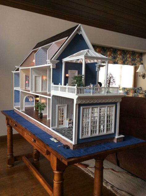 Gallery | Dollhouses and Miniatures | Owensboro, KY Miniature Doll Houses, 1/6 Dollhouse, Dollhouses And Miniatures, 1:12 Dollhouse, Doll House Miniature, Dollhouse Renovation Diy, Sims Dollhouse, Dollhouse Exterior Ideas, Dollhouses Ideas