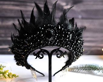 Black Swan Wedding, Black Swan Ballet, Ballet Crowns, Black Hair Pieces, Ballet White, Swan Ballet, Halloween Crown, Ballet Black, Black Tiara