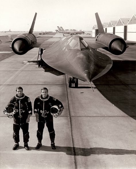 In this undated photo, George T. Morgan (left) and Eldon “Al” Joersz stand by an SR-71 Blackbird. (Photo courtesy George T. Morgan). Sr71 Blackbird, Lockheed Sr-71 Blackbird, Lockheed Sr 71, Photo Avion, Spy Plane, Sr 71 Blackbird, E T, Reconnaissance Aircraft, Sr 71