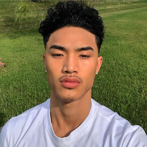 Monolid Eyes, Themes Aesthetic, Mixed Guys, Hispanic Men, Light Skin Men, Evaporative Cooler, Asian Guys, Aesthetic Edits