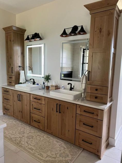 Clawfoot Tub Ideas, Bathroom Lighting Ideas, Bathroom Wallpaper Ideas, Clawfoot Tubs, House Redo, Tub Ideas, Countertop Storage, Master Bath Remodel, Gorgeous Bathroom