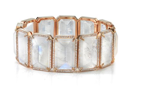 Irene Neuwirth Rainbow Moonstone Pavé Diamond Bracelet June Gemstone, Jewelry Images, Moonstone Jewelry, Traditional Jewelry, Gorgeous Jewelry, Antique Jewellery, Italian Charm Bracelet, Moon Stone, Elegant Jewelry