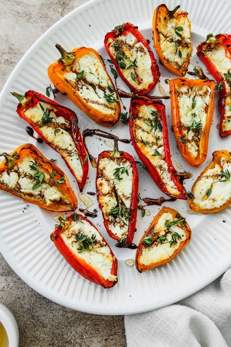 Goat Cheese Stuffed Mini Peppers (Easy Appetizer!) Breadless Appetizers, Peppers Appetizer, Vegetarian Party Appetizers, Cheese Stuffed Mini Peppers, Walder Wellness, Vegetarian Party, Mini Peppers, Cheese Stuffed Peppers, Stuffed Mini Peppers