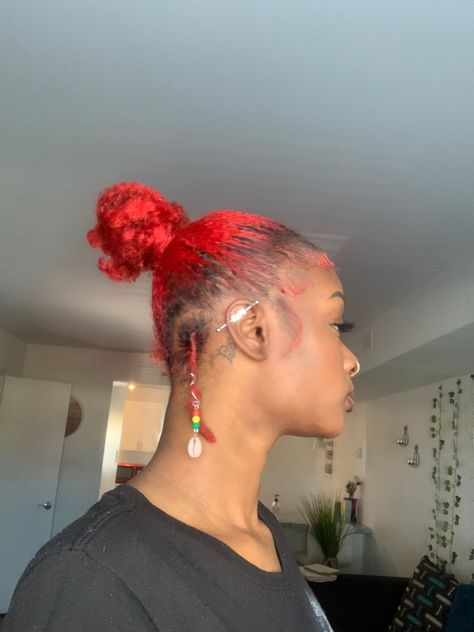 Natural bun with rat tail loc , industrial bar , and musical heart tattoo behind the ear Rat Tail Loc, Wisdom Loc Natural Hair, Wisdom Loc, Rat Tail Hair, Rat Tails, Tattoo Behind The Ear, Edgy Hairstyles, Black Hair Aesthetic, Rat Tail