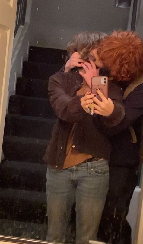 Ginger Boys, Red Head Boy, Boyfriend Girlfriend Pictures, Red Hair Boy, Dirty Mirror, Red Hair Men, Redhead Men, Ginger Boy, Girl With Brown Hair