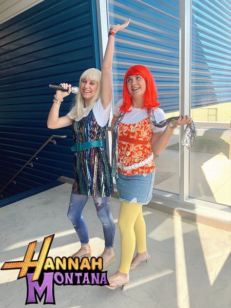 Hannah And Lola Halloween Costume, Lola From Hannah Montana Costume, Hannah Montana And Lola, Hanna Montana Costume Ideas, Hannah Montana And Lily Costume, Lola Hannah Montana Outfits, Hannah And Lola Costume, Disney Friend Costumes, Hannah Montana And Lola Costume