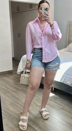 Casual Oufits, Celebrity Casual Outfits, Latina Fashion Outfits, Luxury Photography, Casual Chique, Looks Party, Effortlessly Chic Outfits, Casual Day Outfits, Classy Fashion