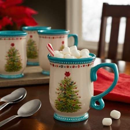 Pioneer Woman Kitchenware, Pioneer Woman Dinnerware, Pioneer Woman Walmart, Pioneer Woman Christmas, Pioneer Woman Dishes, Christmas Coffee Cups, Pioneer Woman Kitchen Decor, Rosé Christmas, Pioneer Woman Kitchen