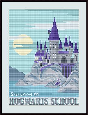 School Cross Stitch, Travel Cross Stitch, Harry Potter Cross Stitch Pattern, Cross Stitch Harry Potter, Celtic Cross Stitch, Cross Stitch Pictures, Diy Cross Stitch, Modern Cross Stitch Patterns, Cross Stitch Fabric