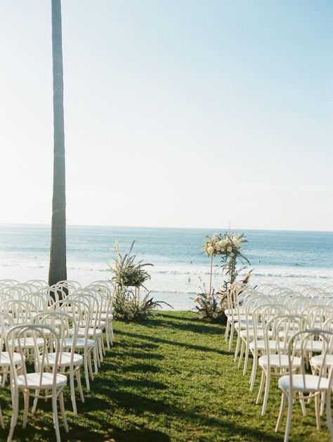 Natalie Bray Photography | Top San Diego Wedding Venues Part 1 Scripps Seaside Forum, San Diego Beach Wedding, Moving To San Diego, Wedding Altar, San Diego Wedding Venues, Beachy Wedding, Holy Matrimony, Jamaica Wedding, Ocean Wedding