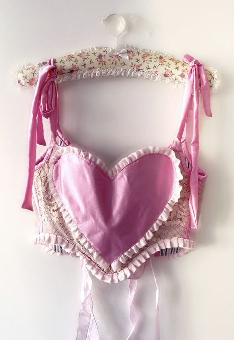 Love Core Outfits, Pink Heart Outfit, Heart Shaped Corset, Heart Corset Top, Lovecore Outfits, Pink Heart Top, Lovecore Fashion, Heart Corset, Heart Shaped Top