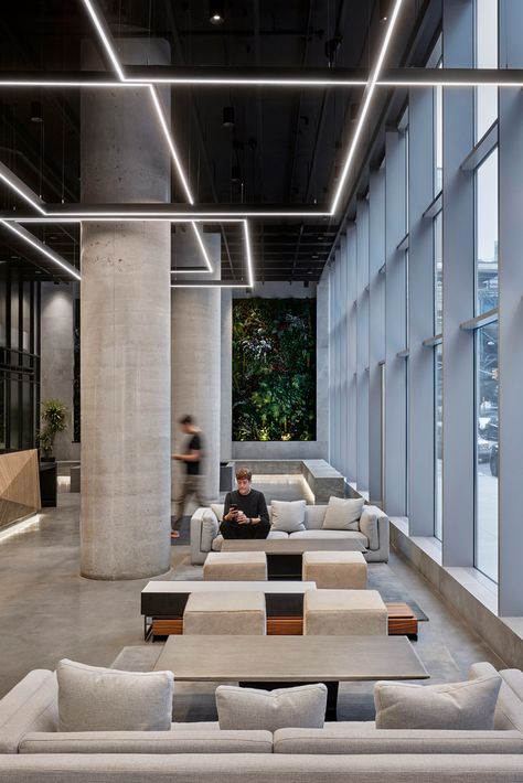 Gallery of Bevel Apartments / ODA New York - 30 Office Reception Lighting, Apartment Lobby Design, Brick Bathroom Wall, Bar Reception, Brick Bathroom, Lobby Lighting, Reclaimed Wood Kitchen Island, Apartment Lobby, Mises En Page Design Graphique