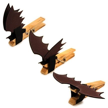 Flapping Bat Craft, Bat Lessons, Storytime Crafts, Bat Craft, Paper Bat, Samhain Halloween, Wooden Clothespins, Toddler Arts And Crafts, Bird Crafts