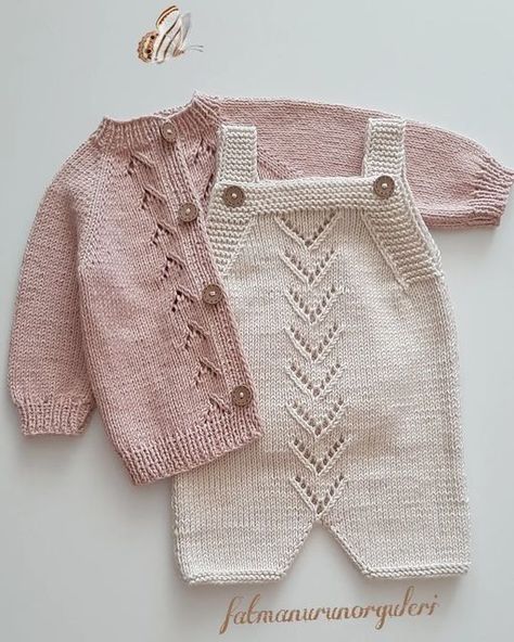 Baby Girls Frock Design, Frock Design Ideas, Simple Knitting Patterns, Baby Frock Designs, Crochet Baby Frock, Newborn Costume, Crochet Baby Projects, Simple Knitting, Girls Knitted Dress