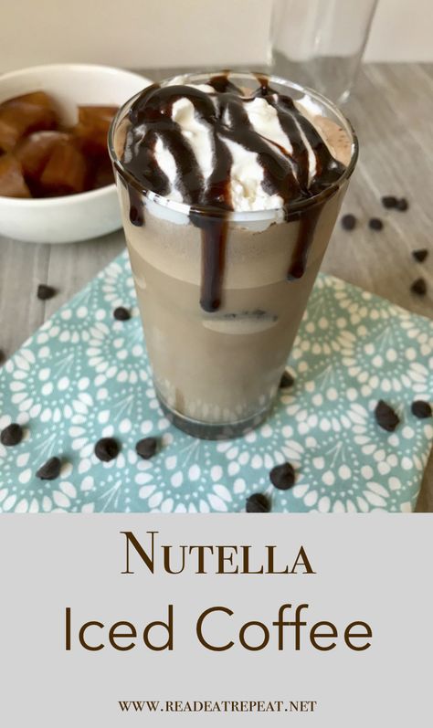 Easy and delicious homemade Nutella Iced Coffee recipe Nutella Iced Coffee, Nutella Ingredients, Mocha Frosting, Best Iced Coffee, Coffee Ice Cubes, Homemade Nutella, Coffee Reading, Chocolate Hazelnut Spread, Nutella Recipes