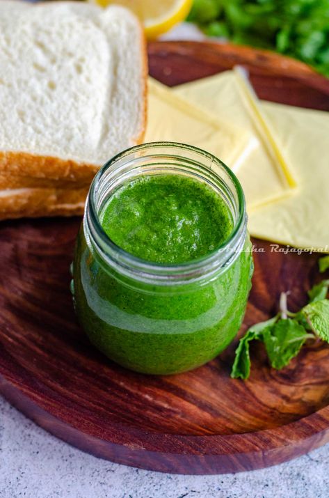 Bombay Sandwich Chutney, Chutney For Sandwich, Sandwich Chutney Recipe, Bombay Sandwich, Chutney Sandwich, Sandwich Easy, Veg Sandwich, Grilled Sandwiches, Green Chutney