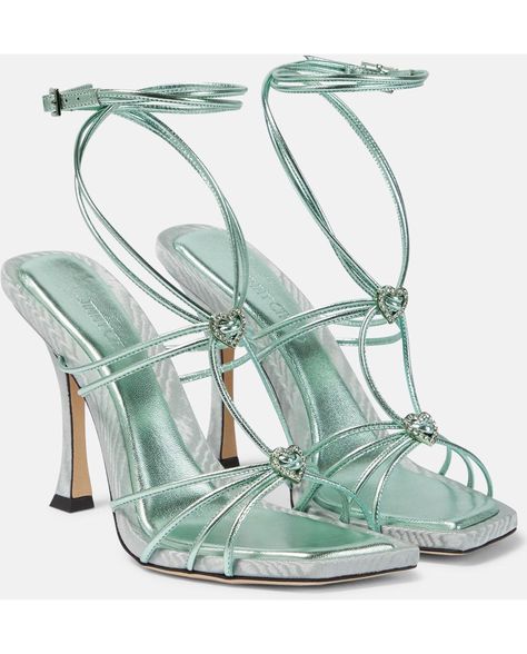 Jimmy Choo Indiya 100 Leather Sandals Hak Tinggi, Dr Shoes, Aesthetic Shoes, Carrie Bradshaw, Footwear Design Women, Jimmy Choo Shoes, Designer Sandals, Pretty Shoes, Dream Shoes