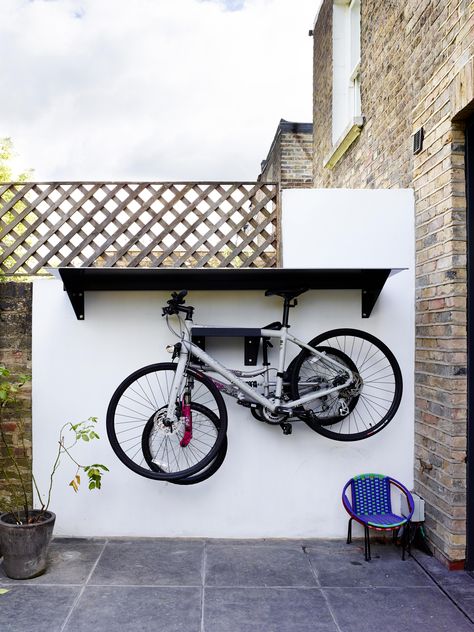 Homes: how a rodent infestation turned out to be a blessing in disguise Bike Storage Outdoor, Outside Bike Storage, Bathroom Jungle, Garden Bike Storage, Outdoor Bike Storage, Bike Shelter, Decoration Plants, Bike Storage Solutions, Storage Outdoor