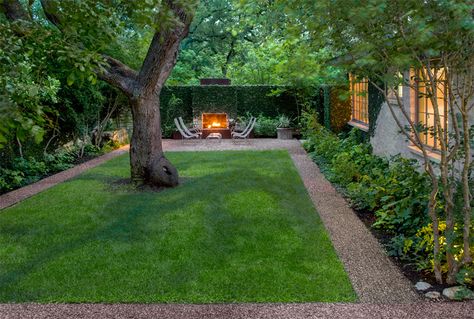 Landscaping Blocks, Tattoo Trash, Formal Garden Design, Farm Living, Outdoor Gardens Design, Garden Landscape Design, Beautiful Backyards, Small Garden Design, Outdoor Landscaping