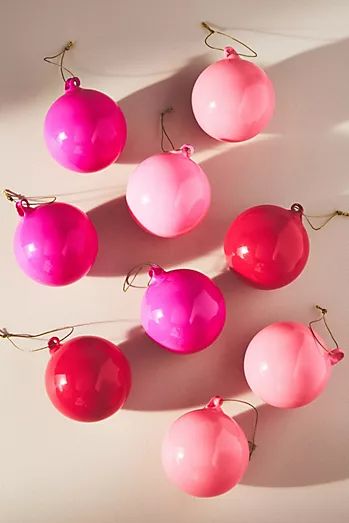 christmas Christmas Color Ideas, Anthropologie Christmas Decor, Anthropologie Ornaments, Anthropologie Christmas Tree, Ginger Cakes, Christmas Decor Themes, Anthro Christmas, Complementing Colors, Disco Christmas