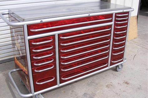 Homemade toolbox? - Pirate4x4.Com : 4x4 and Off-Road Forum Diy Tool Chest, Diy Toolbox, Custom Tool Boxes, Tool Box Cabinet, Mechanic Tool Box, Garage Tool Organization, Tool Cart, Workshop Organization, Tool Boxes