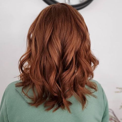 Auburn Hairstyles, Short Auburn Hair, Auburn Hair Color Ideas, Cowboy Copper Hair, Auburn Hair Color, Cowboy Copper, Auburn Color, Highlighted Hair, Ginger Hair Color