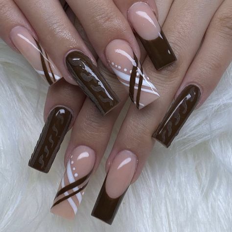 Square Fall Nail Ideas, Coffin Sweater Nails, Fall Nail Designs Acrylic Square, Sweater Nails Short, Brown Sweater Nails, Flannel Nail Art, Sweater Design Nails, Sweater Nails Fall, Sweater Weather Nails