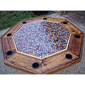 Beer Bottle Cap Poker Table. Would LOVE to make this for Caleb for Christmas. @Caitlin Burton Hart any ideas?! Beer Crafts, Bottle Cap Table, Bottle Cap Projects, Beer Bottle Caps, Bottle Cap Art, Beer Bottle Cap, Beer Caps, Bottle Cap Crafts, Bottle Top