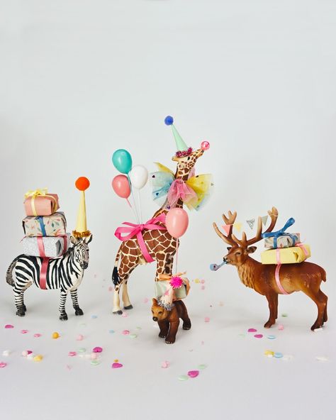 Party Animal Birthday Theme, Animal Themed Birthday Party, Animal Theme Birthday, Animal Birthday Cakes, Anniversaire Diy, Animal Party Theme, Zoo Birthday, Second Birthday Ideas, Animals Watercolor